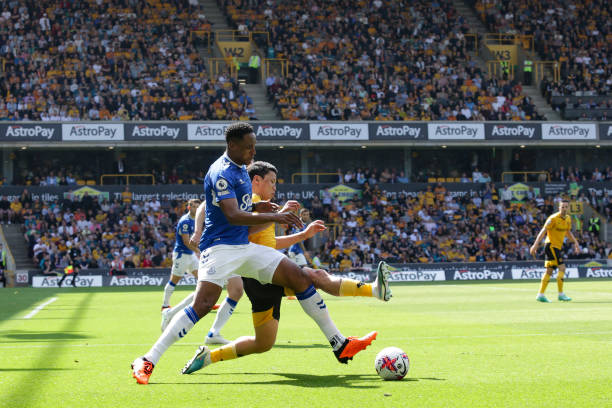 后防线始终 后防线始终