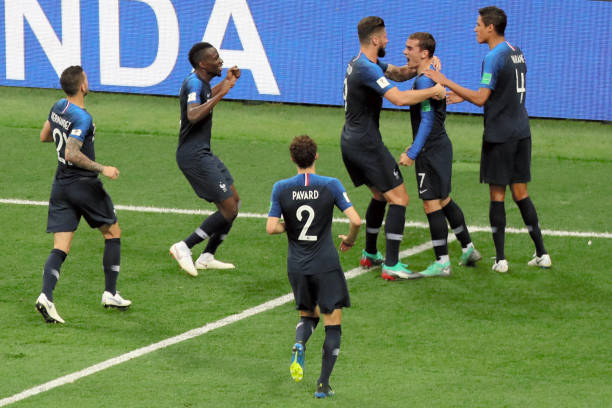 还在防守端 还在防守端