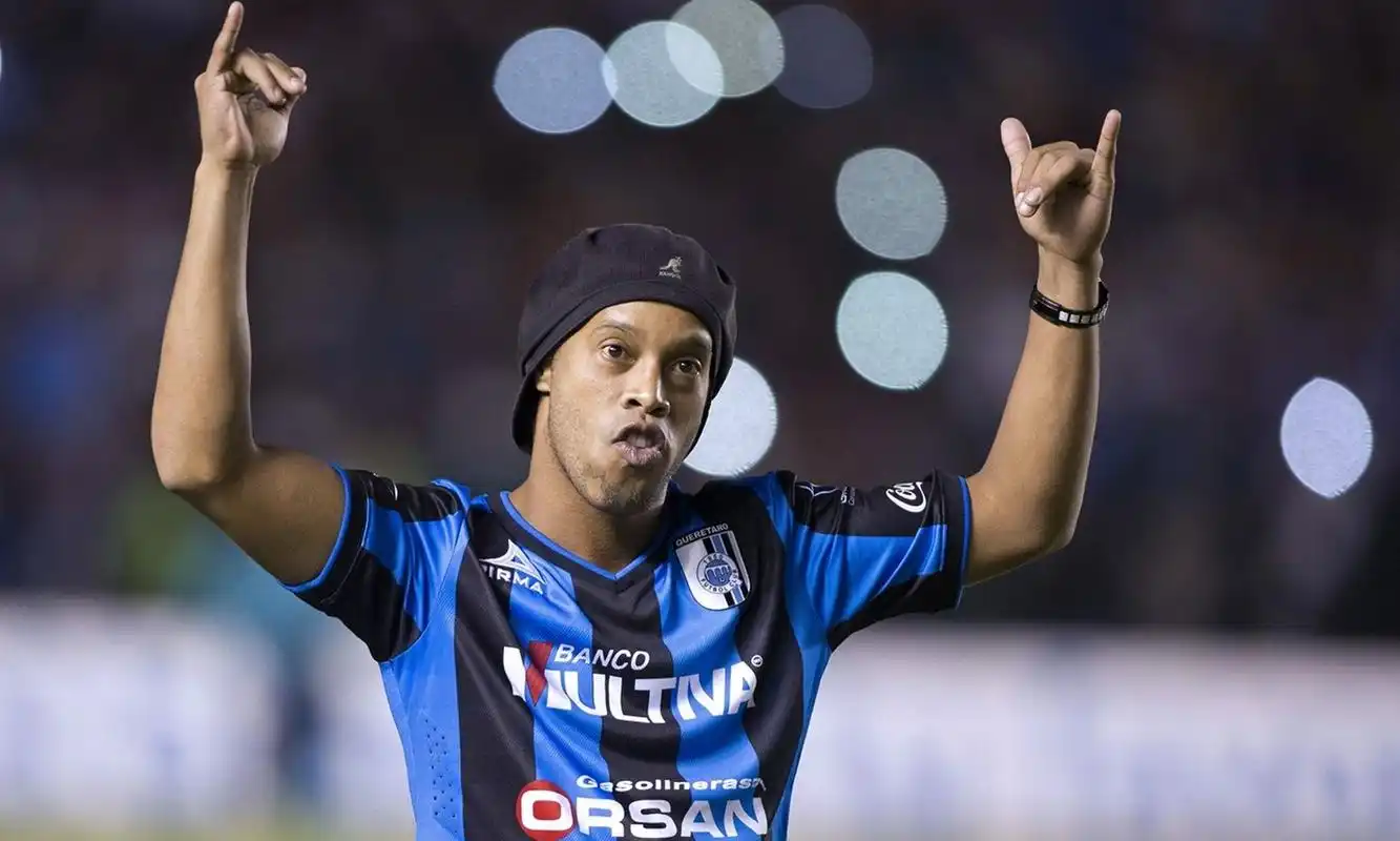 季在英超展 季在英超展