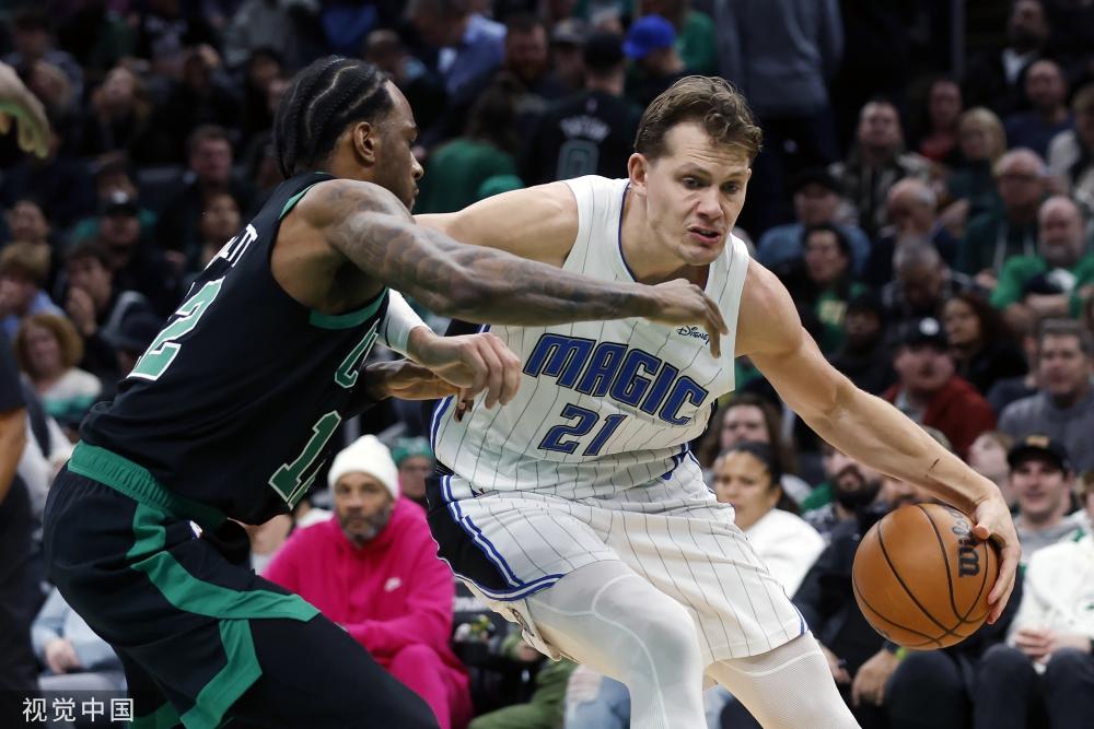 轻的中锋 轻的中锋